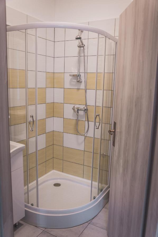Apartmaji Hrast - Podbela Luaran gambar